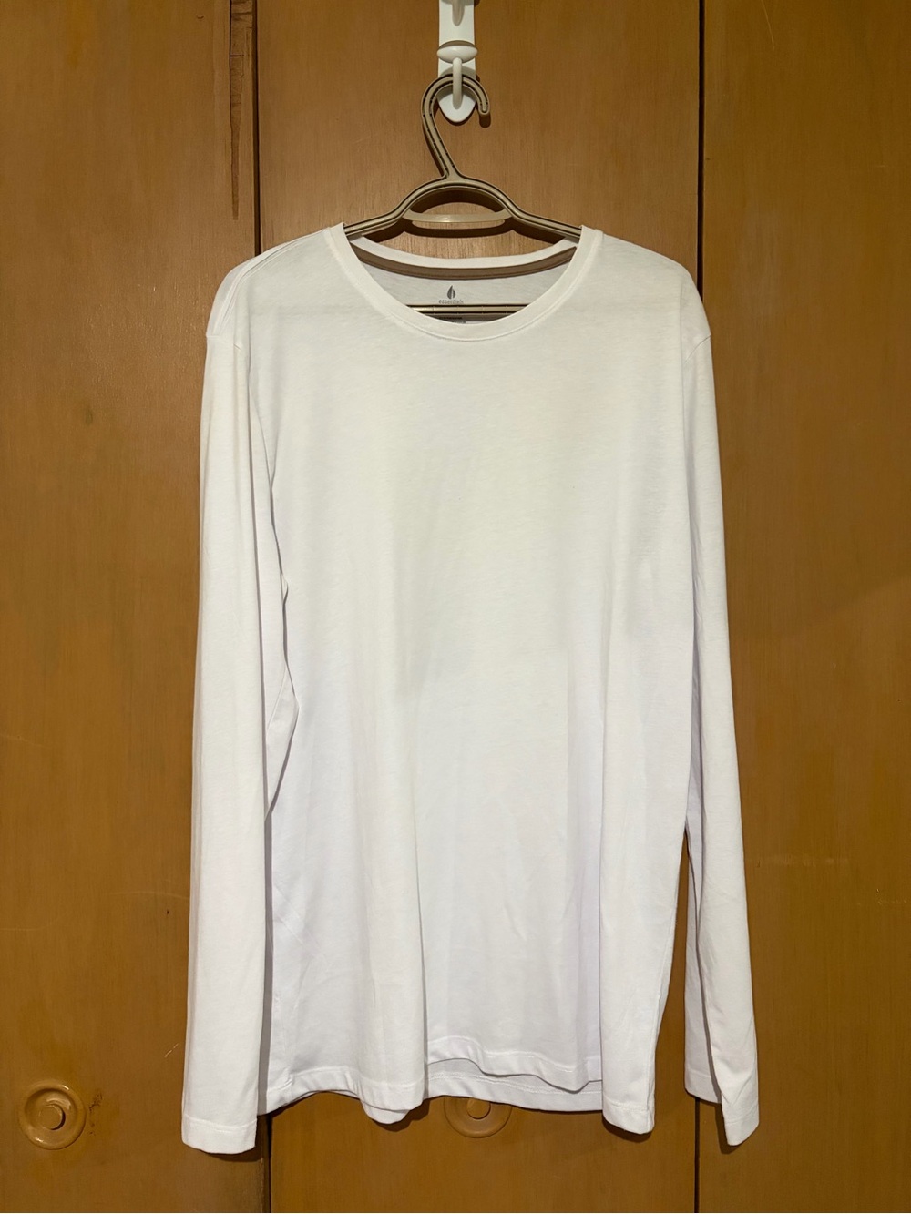 Essentials Men's White Long-Sleeve Crewneck Shirt